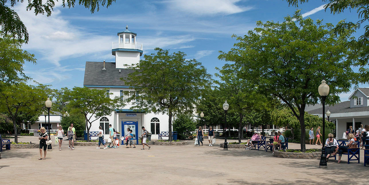 Lighthouse Place Premium Outlets shopping center in Michigan City, Indiana Lighthouse Place Premium Outlets shopping center in Michigan City, Indiana